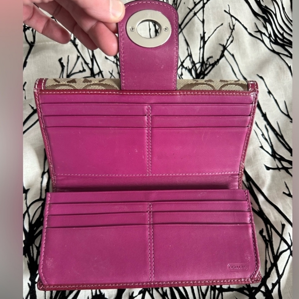 🎉Coach Signature Slim Jacquard Wallet canvas raspberry patent leather - Picture 6 of 8